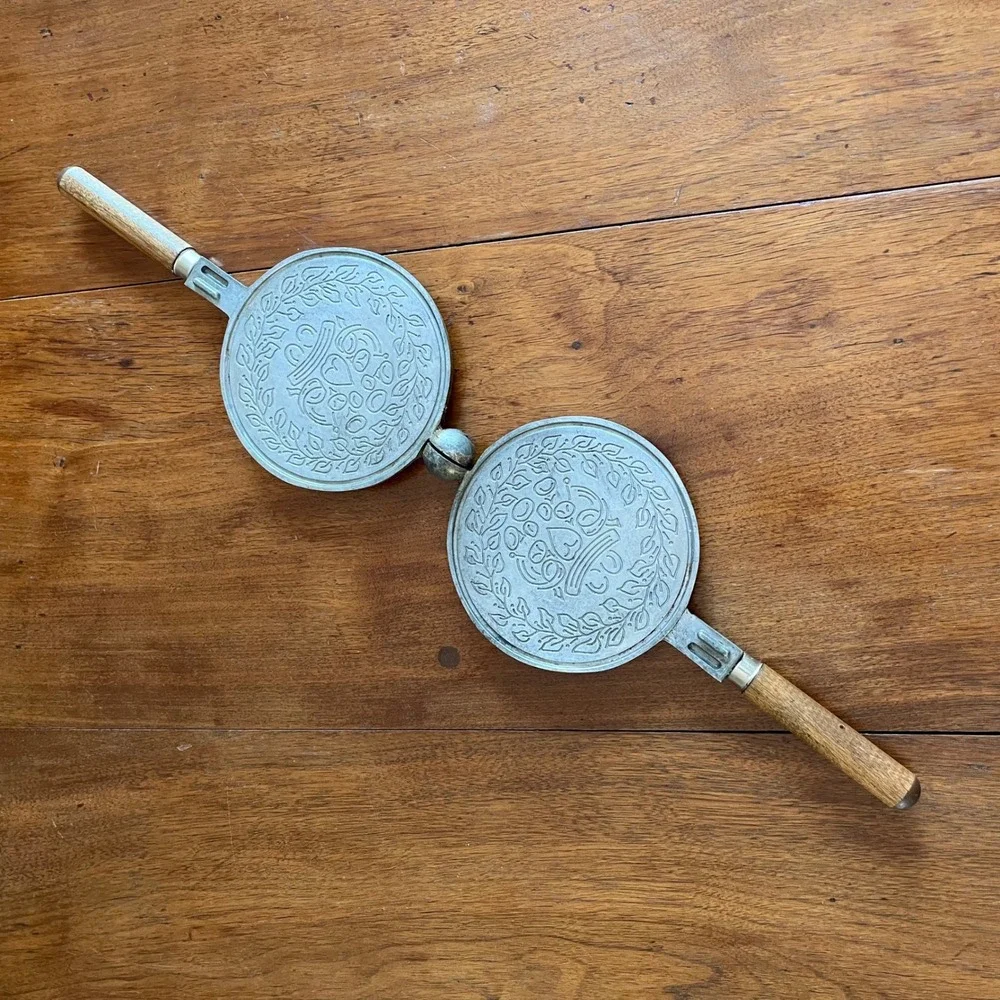 Vintage Nordic Ware Scandinavian Krumkake Iron